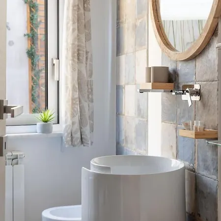 Апартаменты G&g Garden - Con Ampio Terrazzo Esterno By Followgreenhouserome *