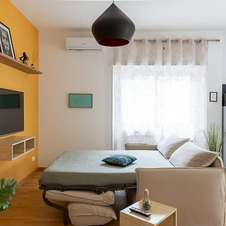 Apartment G&g Garden - Con Ampio Terrazzo Esterno By Followgreenhouserome Rom
